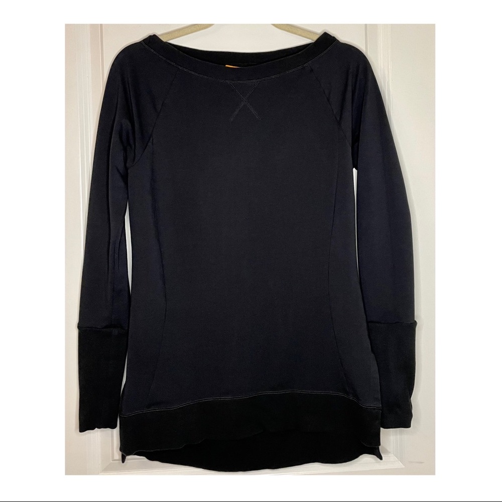 LUCY long sleeve top in excellent condition 💫